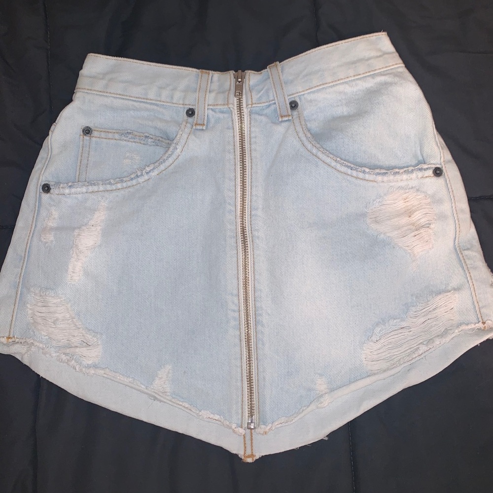 LF Carmar Denim Skirt EUC